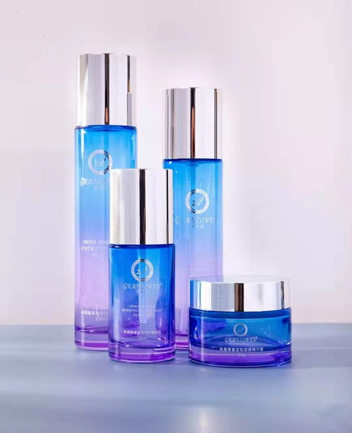 批发化妆品瓶子生产厂家与箱包产业的跨界融合